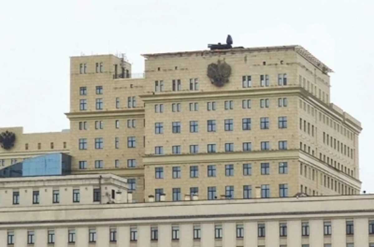 रूस ने छतों पर रखे मिसाइल लांचरों के साथ हवाई सुरक्षा बढ़ाई